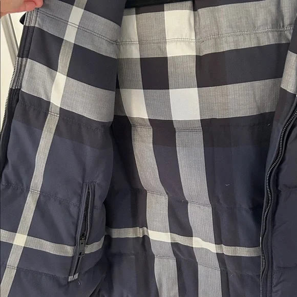 Burberry Checkered Down Puffer Vest (sz L) - Picture 14 of 14